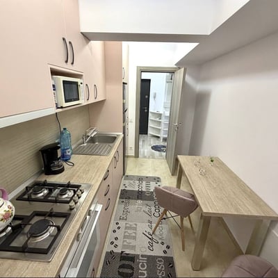 Аренда комфортной 2-комнатной квартиры, 6 сектор, Бухарест, Румыния